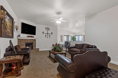 809 E 92nd St, Odessa, TX 79765 - photo 4