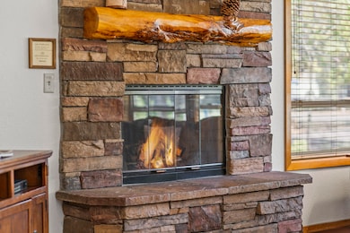 18016 White Alder Ln unit 1, Sunriver, OR 97707 - photo 4