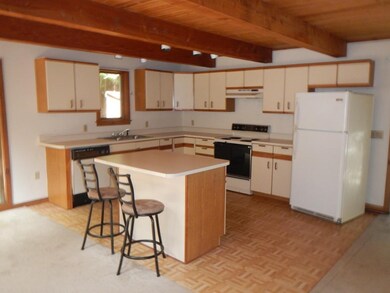 8 Brook Ln, Wilmington, VT 05363 - photo 5