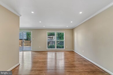 8503 Tysons Ct, Vienna, VA 22182 - photo 6