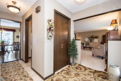 3507 Elm St N, Fargo, ND 58102 - photo 5