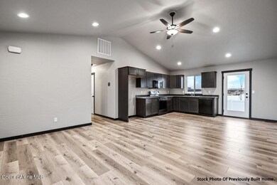 6 stock living room & kitchen