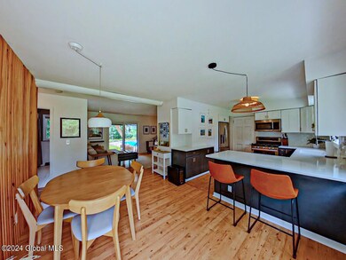 10 Carr Rd, Saratoga Springs, NY 12866 - photo 2