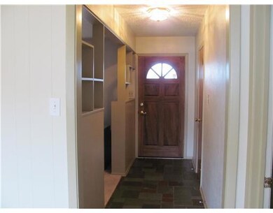 Foyer.