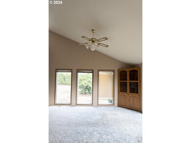 27004 Briggs Hill Rd, Eugene, OR 97405 - photo 7