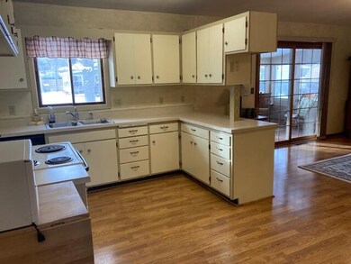 Spacious Kitchen
