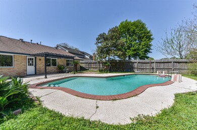 7514 Lemon Tree Cir, Houston, TX 77088 - photo 2