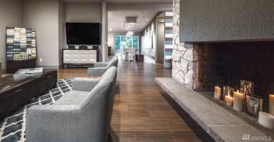 8140 SE 37th St, Mercer Island, WA 98040 - photo 4