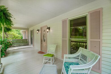 004-front porch