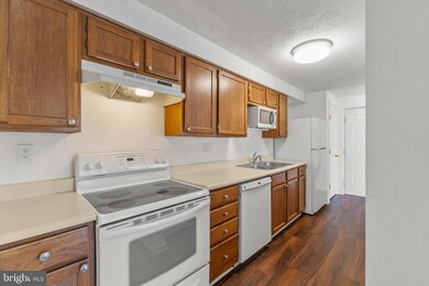 57 Cranberry Ct unit 153, Marlton, NJ 08053 - photo 7