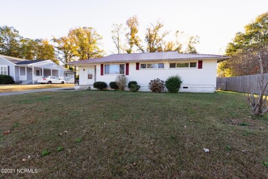 397 Maple St, Jacksonville, NC 28540 - photo 3