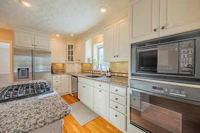 5651 Moorgate Dr, Columbus, OH 43235 - photo 7