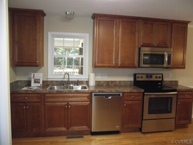 Beautiful Custom Kitchen!