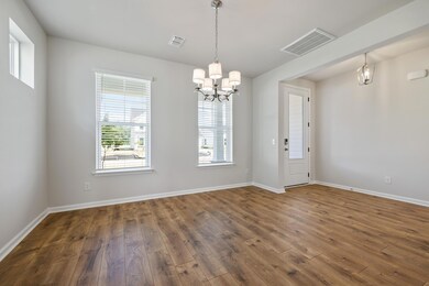 Cottonwood Dining Room and Entry