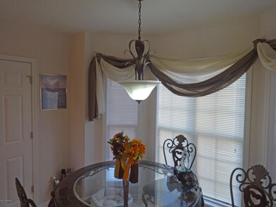 7013 Catalpa Springs Dr, Louisville, KY 40228 - photo 5