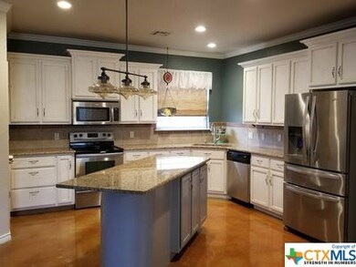 1018 County Road 4810, Copperas Cove, TX 76522 - photo 4