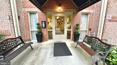 3907 Hannon Ct unit 1E, Nottingham, MD 21236 - photo 2