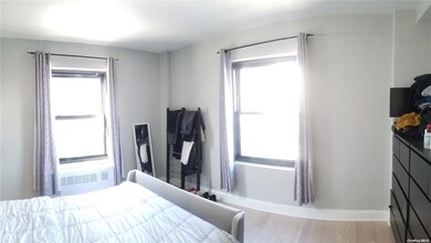 Walden Terrace unit 1W, Rego Park, NY 11374 - photo 7