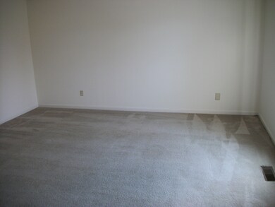 127a Holloway Dr, Lebanon, TN 37087 - photo 2