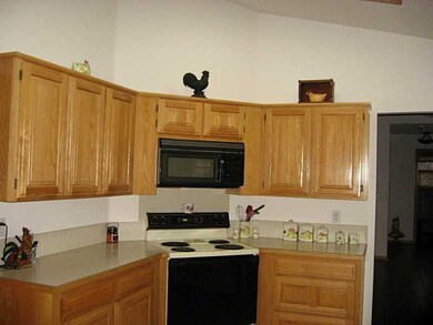 17 Scarborough Ln, Bella Vista, AR 72715 - photo 3