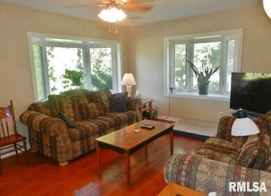 3614 Hickory Grove Rd, Davenport, IA 52806 - photo 2