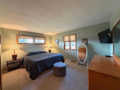 220 S Maple St, La Crescent, MN 55947 - photo 6