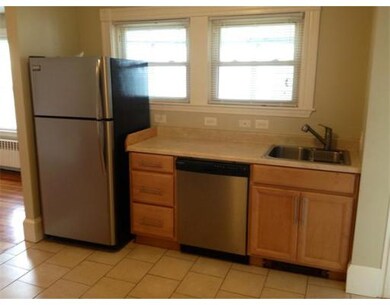 2 Brookdale St unit 2R, Roslindale, MA 02131 - photo 4