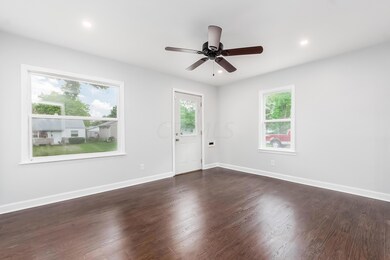 T 2750 Hiawatha St00006