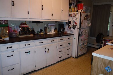 42 Chestnut St unit 71, Claremont, NH 03743 - photo 4