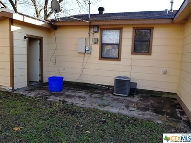 819 Little St, Copperas Cove, TX 76522 - photo 6