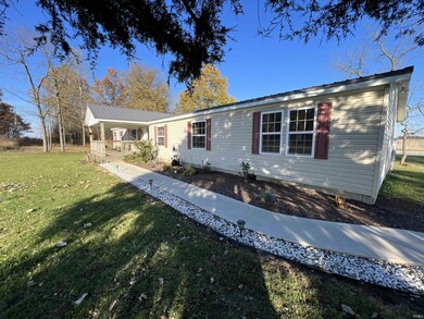 8517 S 400 W, Poneto, IN 46781 - photo 2