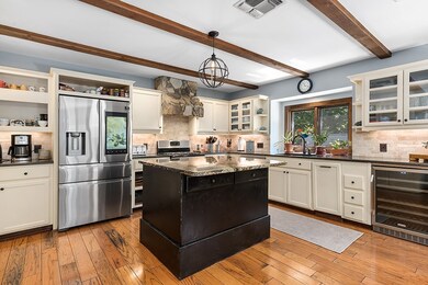 204 Tanglewood Dr, Fredericksburg, TX 78624 - photo 5