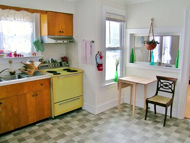 203 Shelburne Rd, Burlington, VT 05401 - photo 6