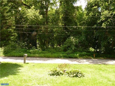 8 Conover Dr, Woodbury, NJ 08096 - photo 3
