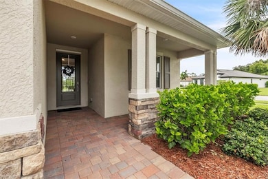 3101 E Windsor Dr, Alva, FL 33920 - photo 4