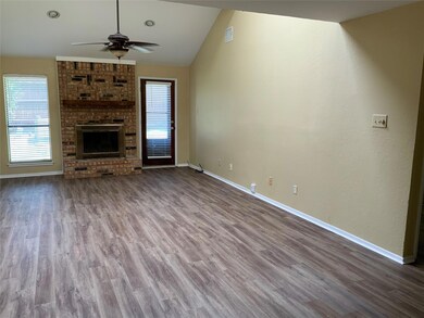 340 Mountain View Ct, Bedford, TX 76021 - photo 4