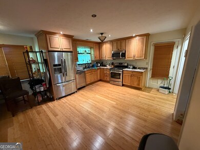 285 Enon Ct SW, Atlanta, GA 30331 - photo 3