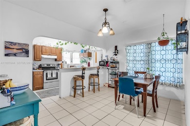 2271 SW 11th St, Miami, FL 33135 - photo 6