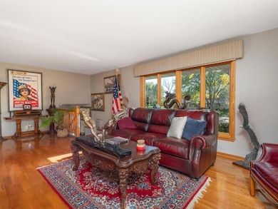 3032 Independence Cir N, New Hope, MN 55427 - photo 5