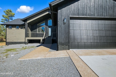 2701NEagleViewLp-ShowLowAZ-5