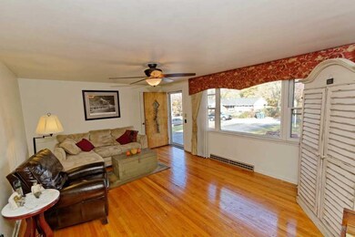 30 N Colonial Heights, Troy, NY 12180 - photo 7