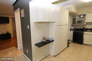 8030 Capistrano Place unit B, Alexandria, VA 22309 - photo 4