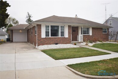 211 S Elm St, Woodville, OH 43469 - photo 2