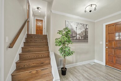 1503 Apache Dr, Naperville, IL 60563 - photo 3