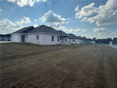 1409 Latium St, Siloam Springs, AR 72761 - photo 4