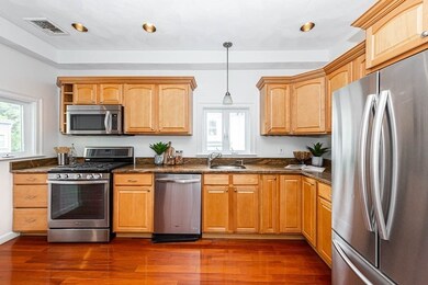 34 Spring St unit 3, Somerville, MA 02143 - photo 3