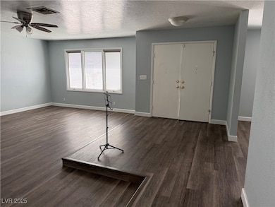 3156 Swallow Ln, Las Vegas, NV 89121 - photo 3