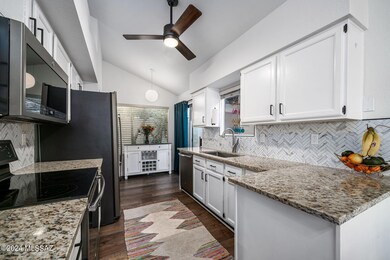 2806 W Carnation PL - 018