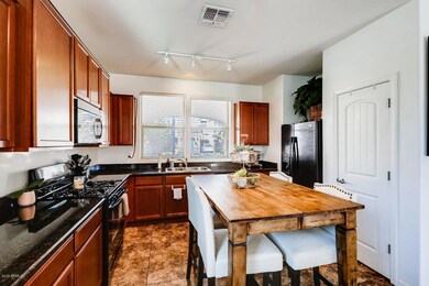 Kitchen & Pantry