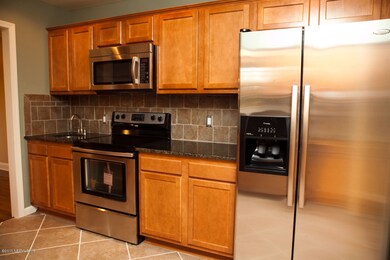 6185 Riviera Ln, Jacksonville, FL 32216 - photo 2